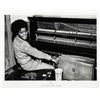 Image 1 : Michael Ochs - Michael Jackson at the piano.