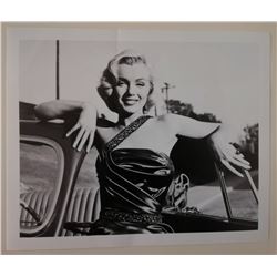PHOTOGRAPHER: FRANK WORTH - Photo of Marilyn Monroe.