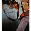 Image 2 : SIGOURNEY WEAVER SIGNED ALIENS PHOTO.