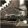 Image 2 : BOBBY HULL SIGNED VINTAGE HOCKEY SKATE INSCRIBED "THE GOLDEN JET"