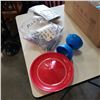 Image 2 : BOX OF VINTAGE BUILDING BLOCKS, MECHANIX PUZZLE, AND MORE