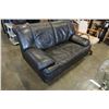 Image 2 : BLACK LEATHER LOVESEAT