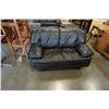 Image 2 : BLACK LEATHER LOVESEAT