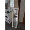 Image 1 : WHITE FRAMED DRESSING MIRROR