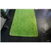 Image 2 : BRIGHT GREEN SHAG AREA CARPET