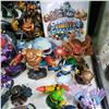 Image 2 : LOT OF INTERACTIVE UNIVERSAL SKYLANDER GIANT FIGURES WITH PORTAL AND GAME FOR XBOX 360