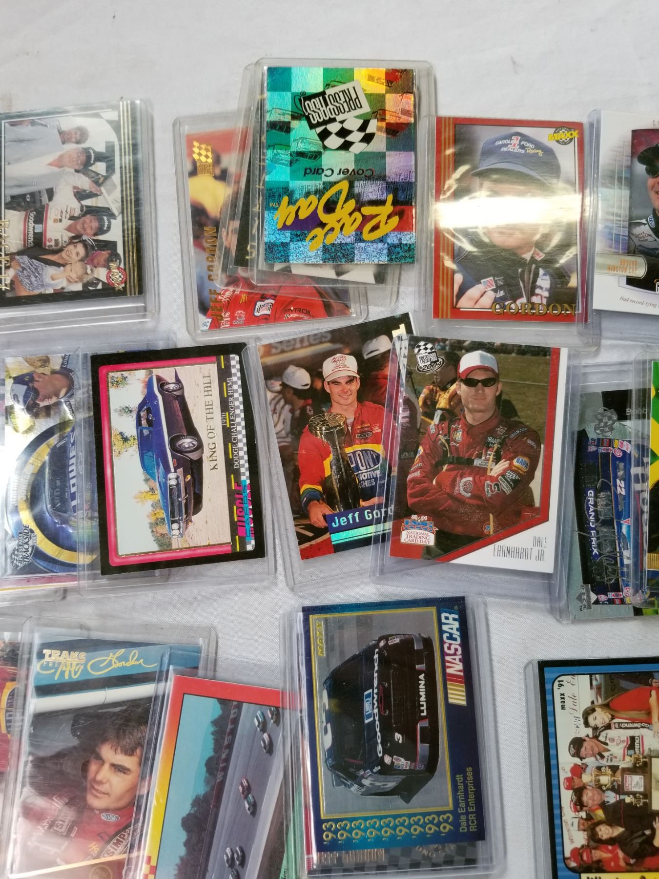LOT OF NASCAR CARDS SINGLES Big Valley Auction lot-of-nascar-cards-singles-big-valley-auction