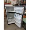 Image 2 : New Frigidaire Stainless Steel Fridge