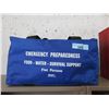 Image 1 : 5 Person Emergency Preparedness Kit