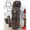 Image 1 : Chainsaw & Hand Carved Cedar 6 ' Bear Statue