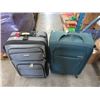 Image 1 : 2 Mid-Size Pieces of Rolling Luggage