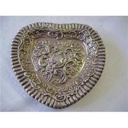 ORNATE Victorian Silver Heart Shape Tray #843575