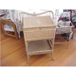 VICTORIAN WICKER SEWING STAND SO CHIC #843584