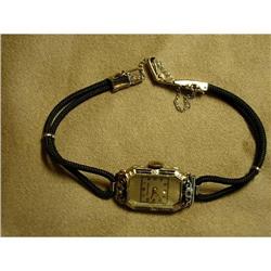 Attractive Art Deco Black Enamel and 19Kt White #852118