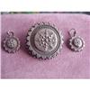 Image 1 : VICTORIAN ETRUSCAN SILVER EARRINGS & BROOCH SET #866121