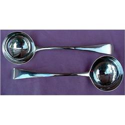 PAIR GEORGE III 1792 ST SILVER SAUCE LADLES #866166