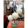 Image 1 : Mid-Century 5 Globe Chrome Lamp