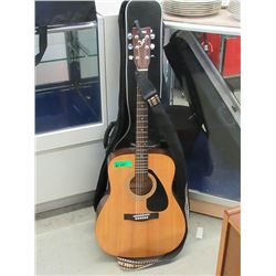 Yamaha Acoustic Guitar with Soft Case