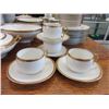 Image 2 : 36 Pieces of French Limoges "Elite" China