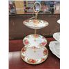Image 2 : 1 Hanley & 2 Royal Albert Desert Stands