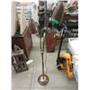 Image 1 : Vintage 3 Shade Metal Floor Lamp