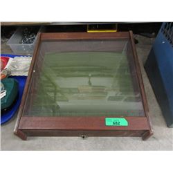 Slanted Countertop Display Case - 19  x 20' x 8 