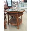Image 2 : Pair of Glass Topped Wicker End Tables