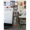 Image 1 : 8 Foot Tall Wood Step Ladder