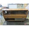 Image 1 : Small Mid-Century Side Board Topper