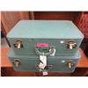 Image 1 : 2 Matching Vintage Travelodge Suitcases