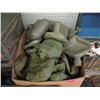 Image 1 : 20 Insulated Military Canteens and Covers