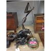 Image 1 : Navel Night Signal Light & More