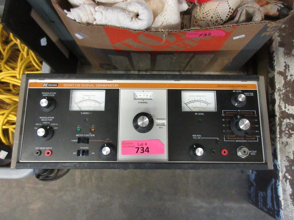 B&k 2040 cb signal generator B&k 2040 cb signal generator