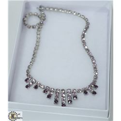 VINTAGE PURPLE NECKLACE