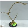 Image 1 : BRASS & MARBLE BIRDS IN FLIGHT FIGURE
