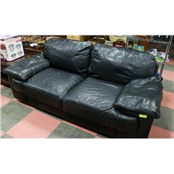 "ITALSOFA" BRAND BLACK LEATHER OVERSIZE