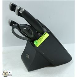 8 PC KITCHEN KNIFE SET WITH BLOCK, STAINLESS