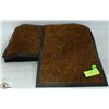 Image 1 : LOT OF TEN FLOOR MATS, 12 X 18