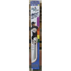 SET OF 7 SIZE 3 RIGHT HAND GOLF CLUBS