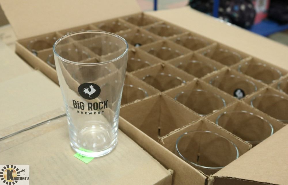 BOX OF 24 20 OZ BIG ROCK BEER GLASSES