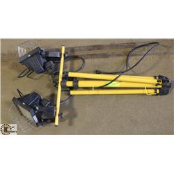 SHOP LIGHTS ON STAND