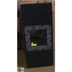 BOX W/ 2 12" SUBWOOFERS