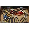 Image 1 : LARGE FLAT FULL OF VICE GRIPS, SNIPS,