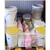 Image 1 : PALLET OF CLEANING SUPPLIES