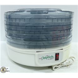 THE FOOD DEHYDRATOR BY MR. COFFEE