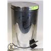 Image 1 : STAINLESS STEEL FLIP TOP CANISTER GARBAGE CAN