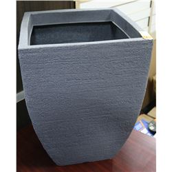 LARGE DECK PLANT POT, 15 X 15 X 21