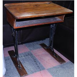 VINTAGE WOOD SCHOOL DESK