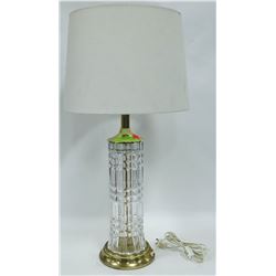 VINTAGE CRYSTAL LAMP W/ DUAL SWITCHES -