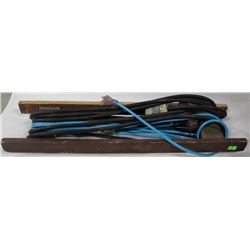 EXTENSION CORDS WITH WOOD REEL